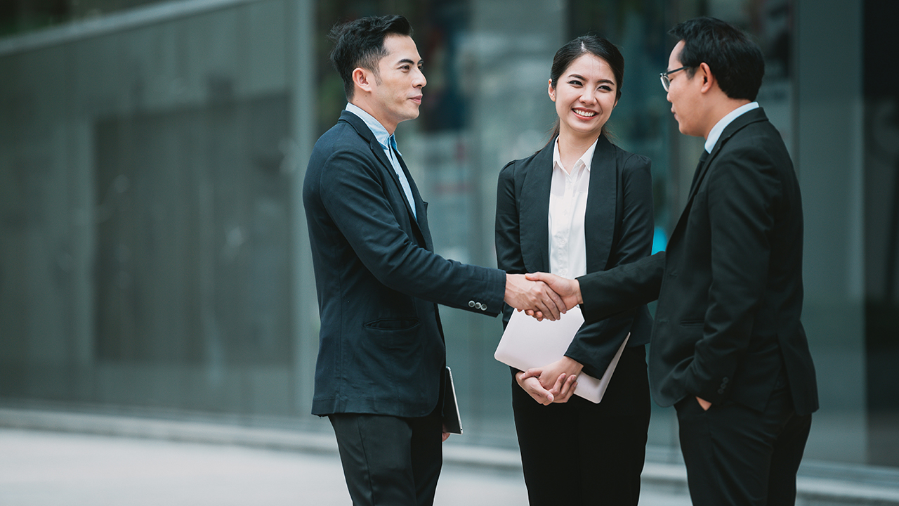Understanding the Elements of Workforce Compensation in Oracle HCM Cloud