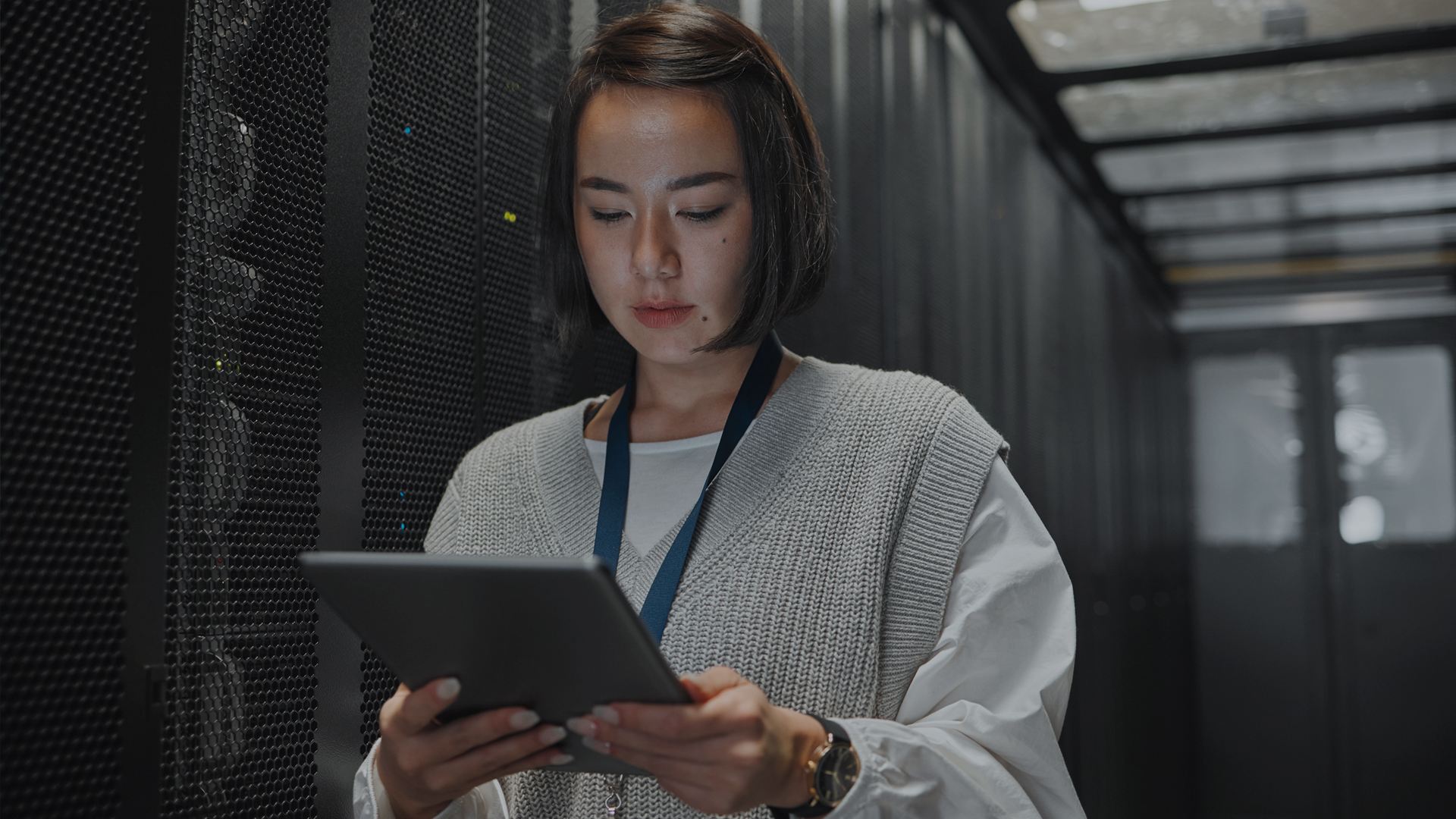 Mainframe Modernization Strategy: Re-platform Versus Rewrite
