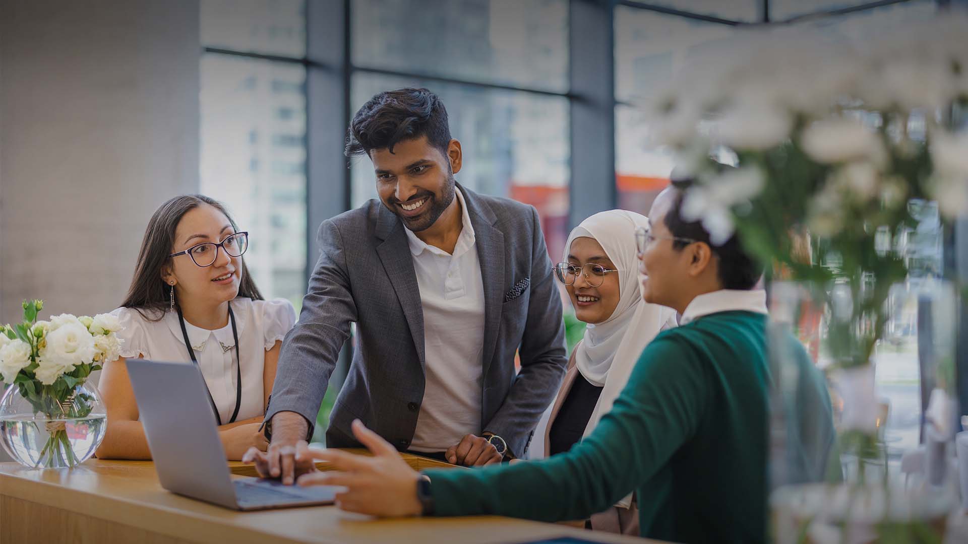 GCC Governance Model: KPIs, Controls, and Operating Cadence