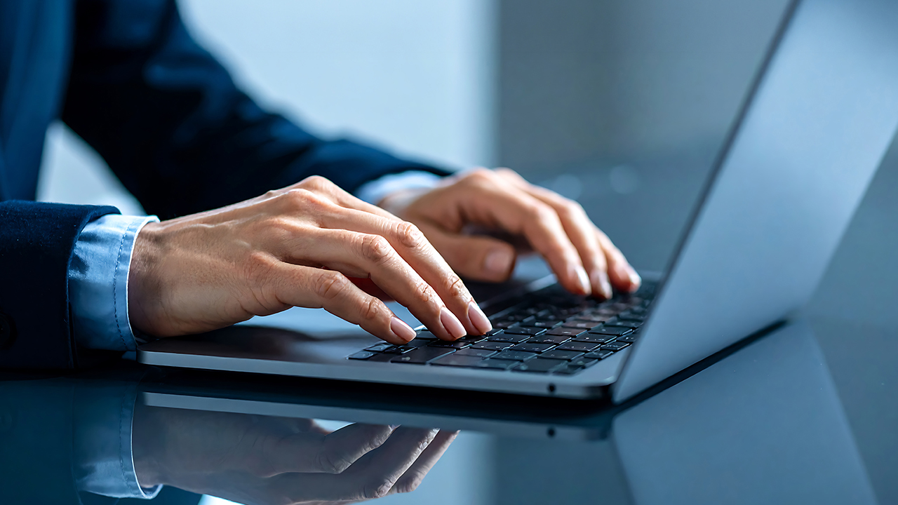 Databricks Lakebase: Bridging Transactions and Analytics for Modern Businesses