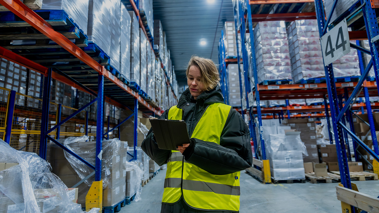 Connected Supply Chain for Manufacturing: Building Resilient and Data-Driven Operations